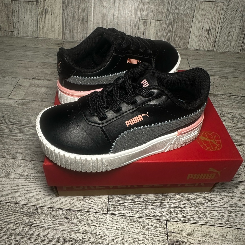 Puma Kids Black Gray and Pink Sneakers! Size 6C